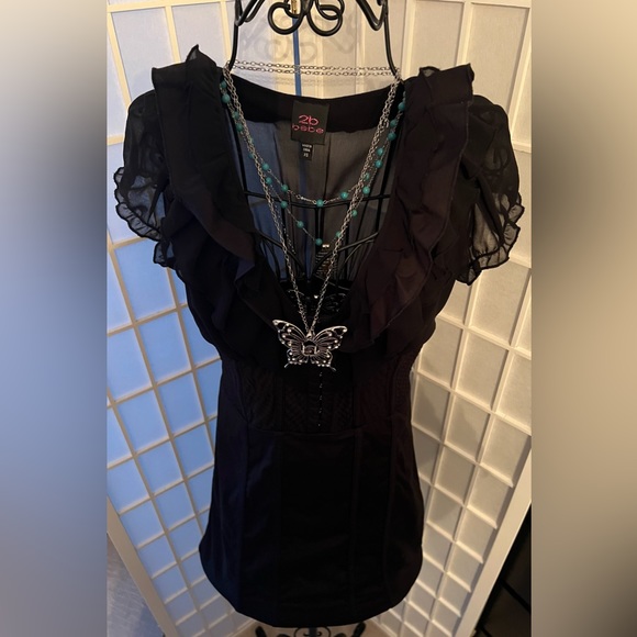 2B BEBE SS Pleated Waist Ruffle Poplin Dress Black NWT - Picture 3 of 11